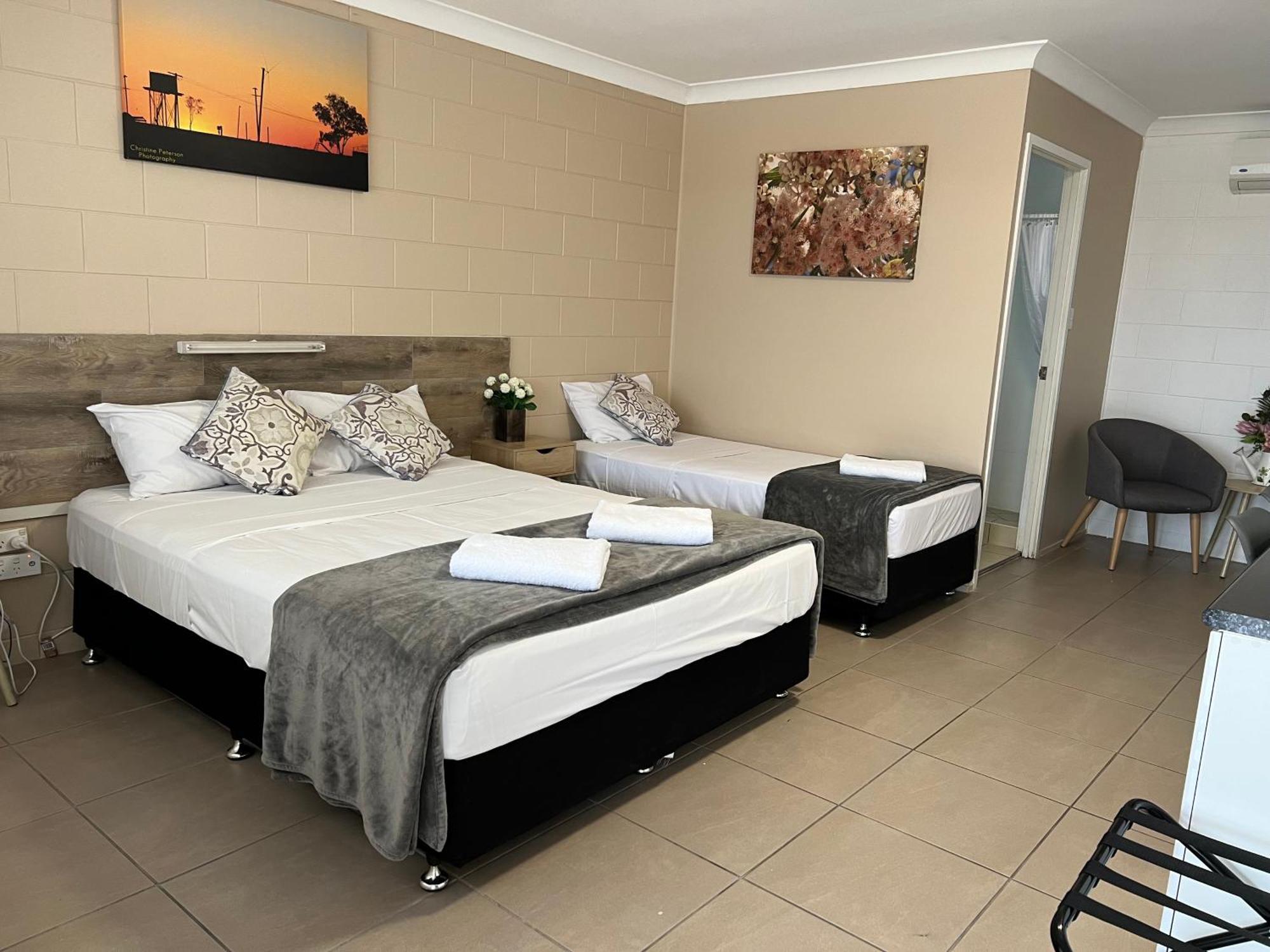 Spanish Lace Motor Inn Townsville Exteriér fotografie