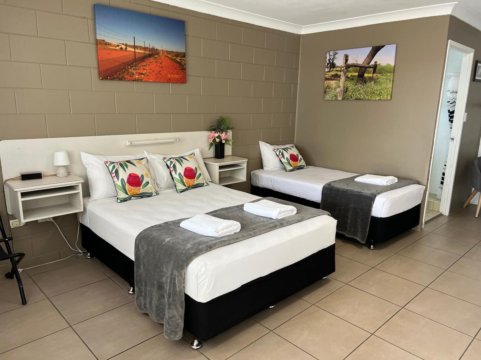 Spanish Lace Motor Inn Townsville Exteriér fotografie
