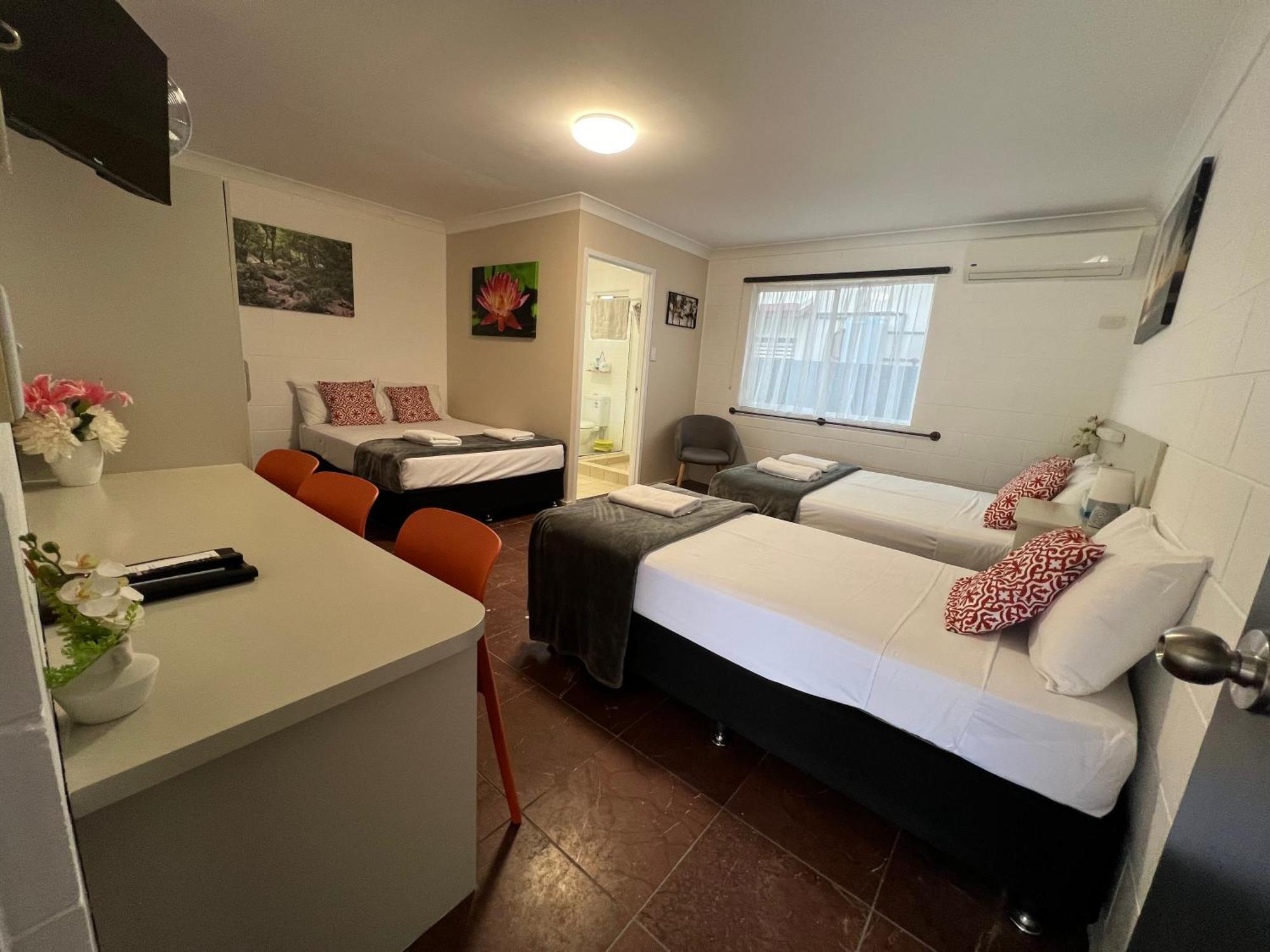 Spanish Lace Motor Inn Townsville Exteriér fotografie