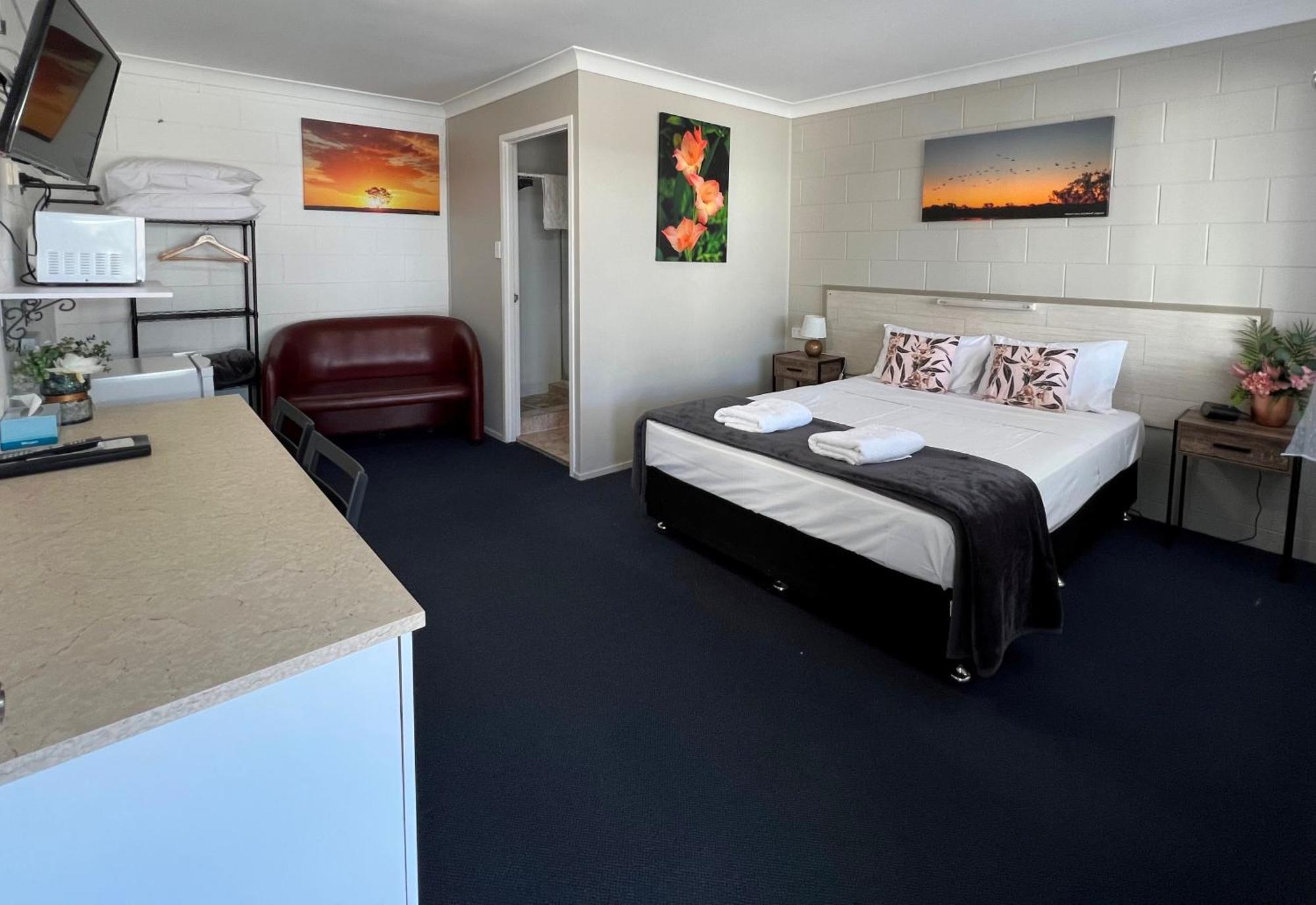 Spanish Lace Motor Inn Townsville Exteriér fotografie